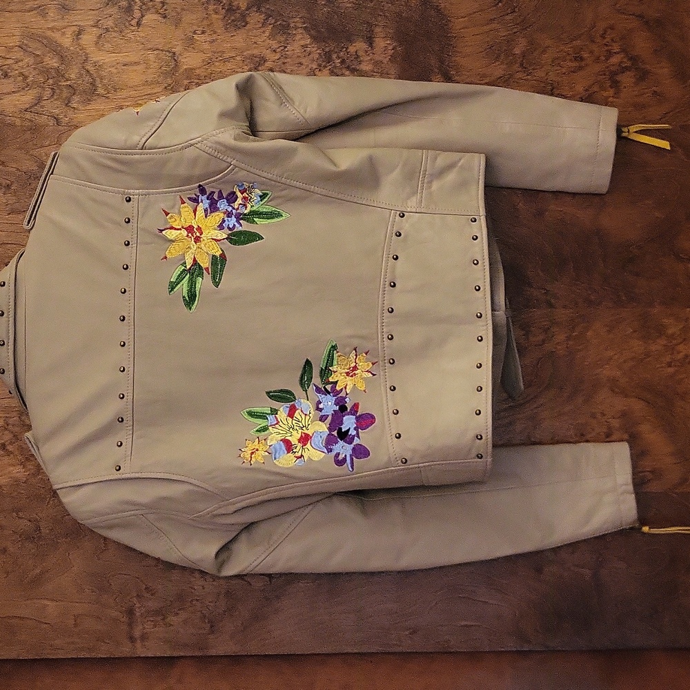 Lambskin Leather Jacket w/ Embroidery Small - Picture 2 of 14